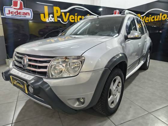 RENAULT DUSTER 2.0 DYNAMIQUE 4X2 16V FLEX 4P AUTOMÁTICO